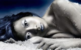 Güzel bacaklı güzel kızlar