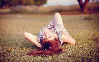 Güzel kızlar acımasız seks istiyor!