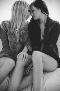 Lux lezbiyan kızlar