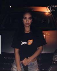 Bağımlı bir escort bayan Elçin