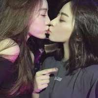 beyler sevdiğiniz kız lezbiyen 