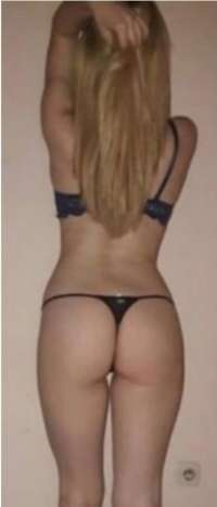 Çekici kokusu olan escort Buse