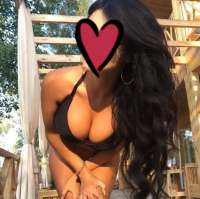 Çok enerjili escort bayan Zarina