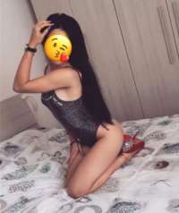 Denizlide yeni bomba esmer Lara
