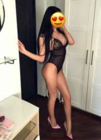 Denizlide yeni bomba esmer Lara