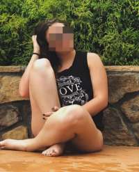 Empati kurmayı seven escort Özlem