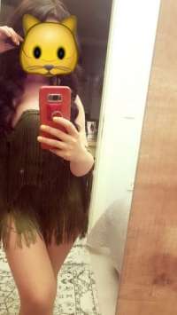 Erkeklerin sunduğu sarışın escort bayan Ceyda