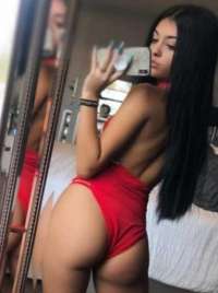 Eskişehire misafir gelmiş Escort bayan Yonca