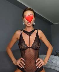 Fit ve bakımlı Şebnem