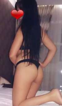 Güzel ve enerjik escort Leyla