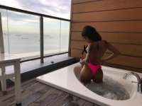 Hayal gücü yüksek Ayşe