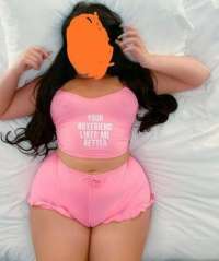 İlgi gören çekici bir kişiliğe sahip Derya