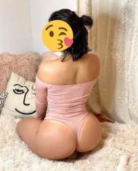 Kararlı ve sakin escort Leyla