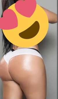 Kendi evinde randevu yapan Tugce