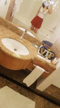 Küsursuz vücuta sahip Gamze