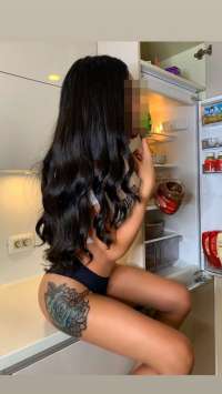 Pozisyonları deyişen bayan Serenay