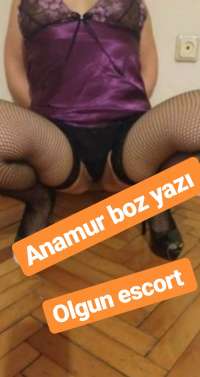 Sarışın tenli Mersin escort bayan Nazlı