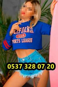 Seks kraliçesi sarışın Simay