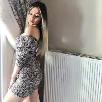 Seksi göğüslerine bayılacağınız Alev