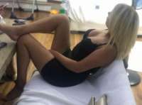 Sizlere eşlik etmek için hizmet veren Funda