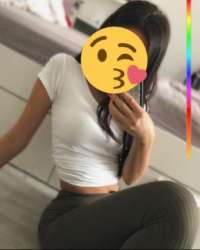 Zayıf ve çekik gözlü escort Hazal