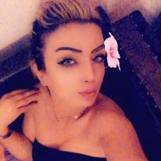 Beyler için ideal bir bayan Sevinç