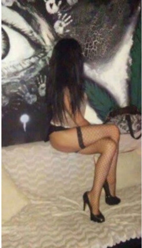 Konya Merkezde esmer escort Deniz