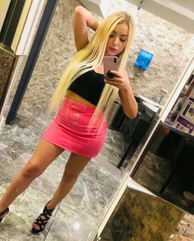 Kusursuz ve çekici escort İrem