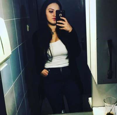 Profosyonel masaj hizmeti veren İşık