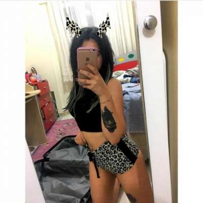 Seksi esmer bomba gibi hatun Ülviye