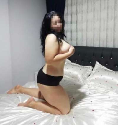 Seksi haller sergileyecek Nazenin