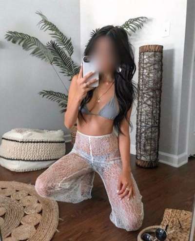 Seksi ilişkiler yaşayan Meltem
