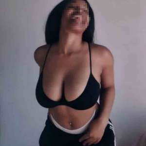 Çekici şehvetli escort Beyza