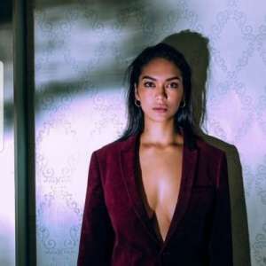 Çılgın ve ihtiraslı bayan Canel