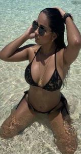 Doyumsuz bir escort bayan Pamuk