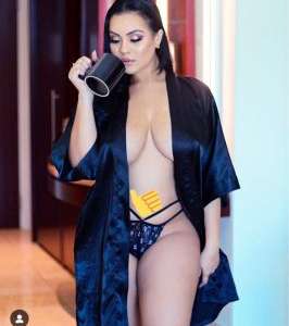 Eğlenceli yatak pаrtneri Güler