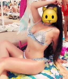 Erkeklerin sunduğu sarışın escort bayan Ceyda