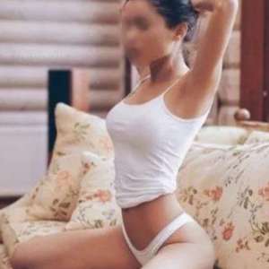 Hayal Kurulası Vücudu Olan Sevişen Escort İpek
