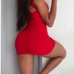 Sekse hazırlıklı olan Sibel